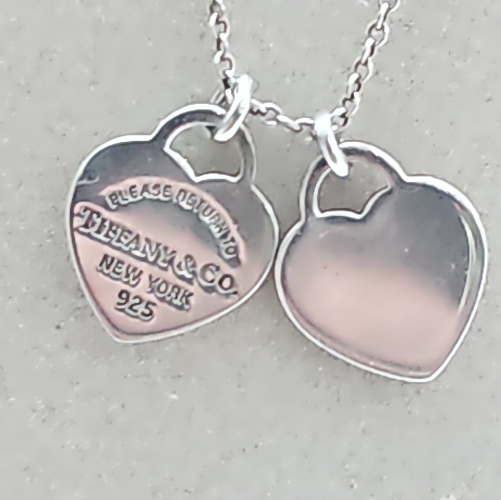 Authentic Tiffany And Co Mini Heart Necklase - Picture 3 of 10